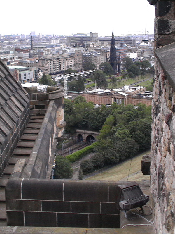 Gallery and rail tunnels from Caste