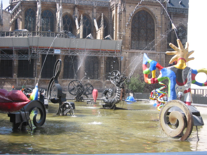 Pompidou Waterthings